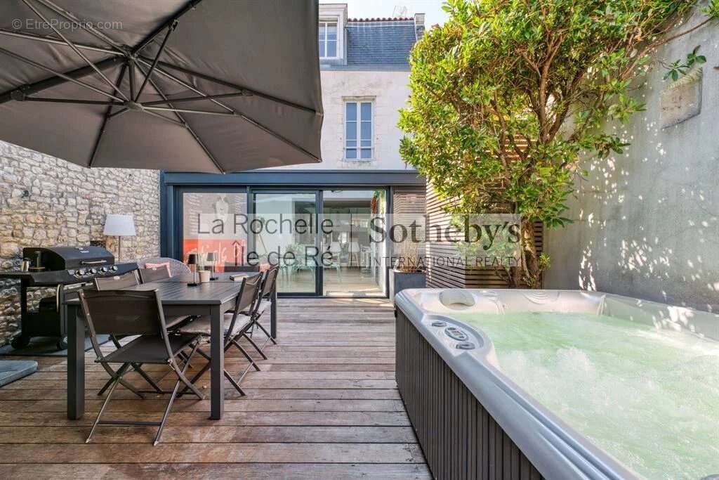 Maison à LA ROCHELLE