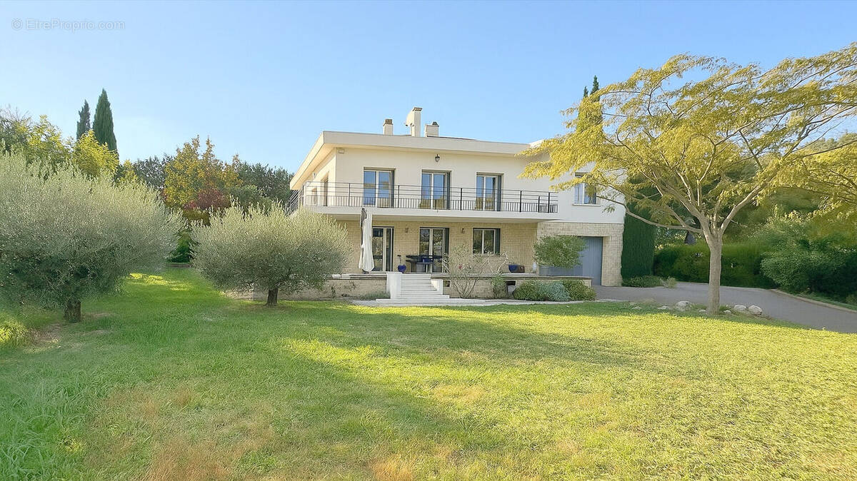 Maison à AIX-EN-PROVENCE
