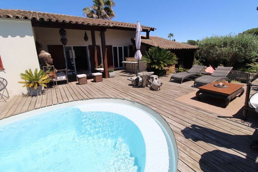 Maison à GASSIN