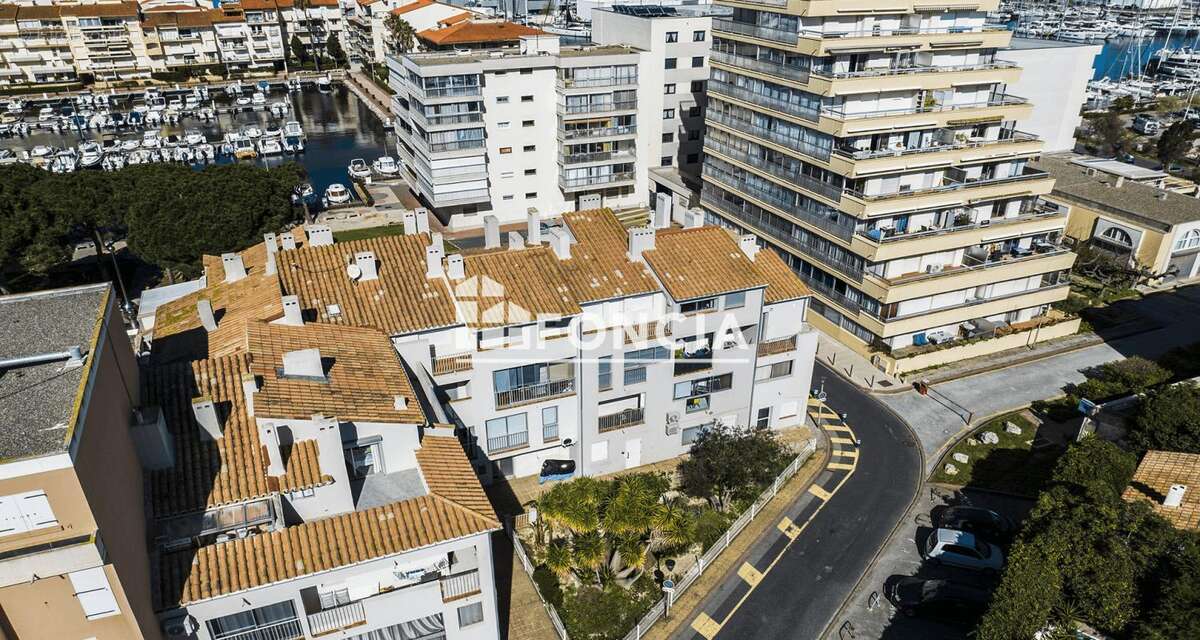 EXCLUSIVITÉ CANET PORT – Dernier Étage – 46 m² au Sol – Vue Dégagée + Aperçu Mer – 2 Terrasses – Mezzanine - photo 6