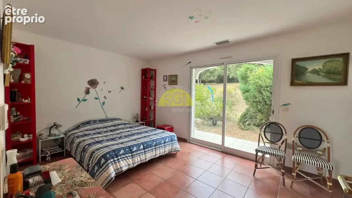 Belle villa climatisée de plain-pied avec piscine et garage sur 5 153 m² de terrain - photo 15
