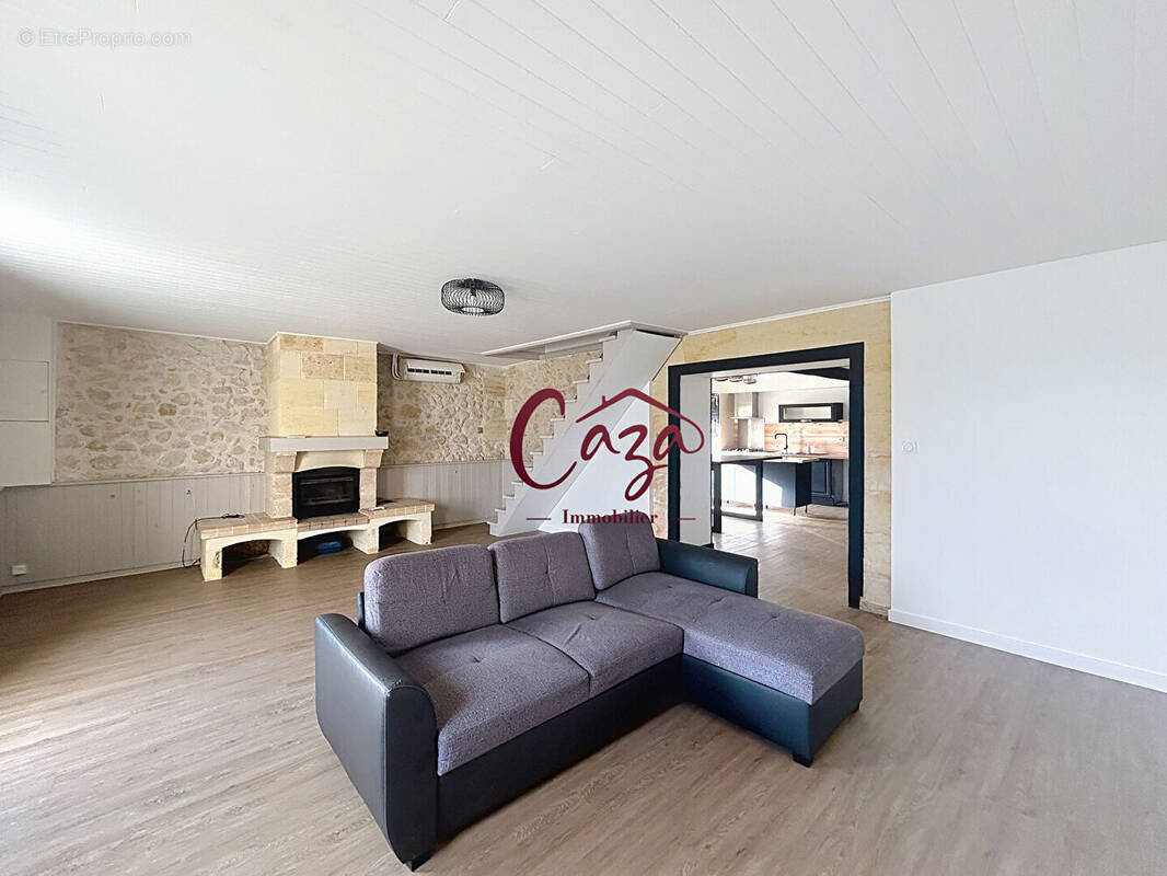 Maison à QUINSAC