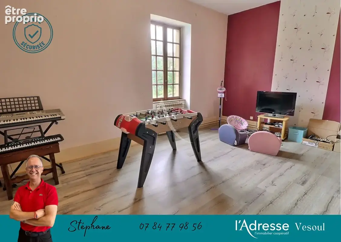 Maison mitoyenne de village avec 5 chambres et plus - photo 12