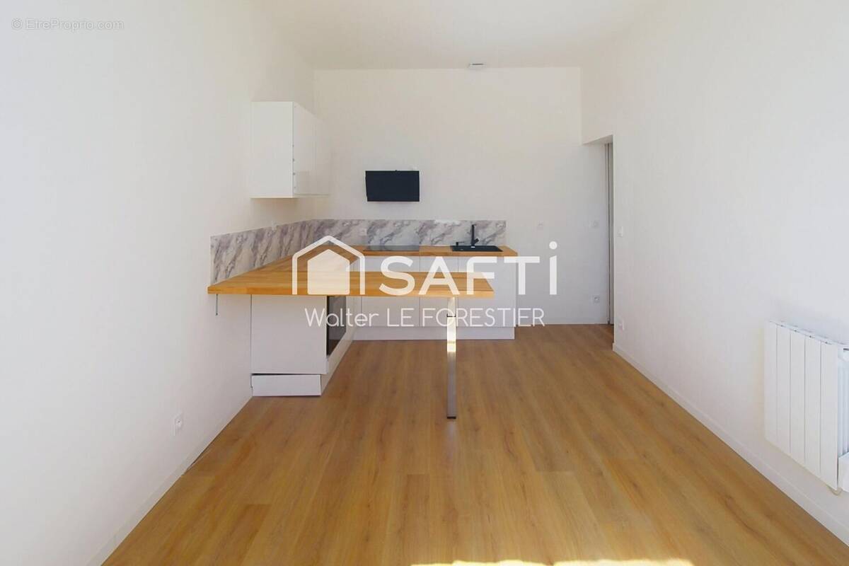 Photo 1 - Appartement à SAINT-LOUIS-DE-MONTFERRAND