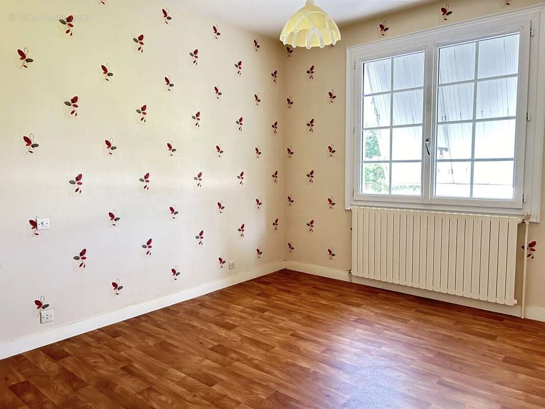 Maison à SAINT-AUBIN-LE-CLOUD