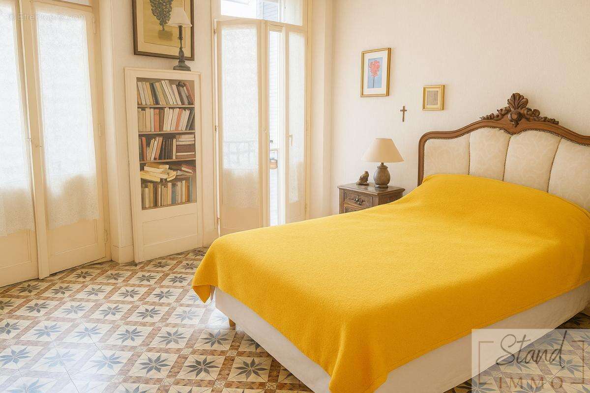 Appartement à MARSEILLE-6E