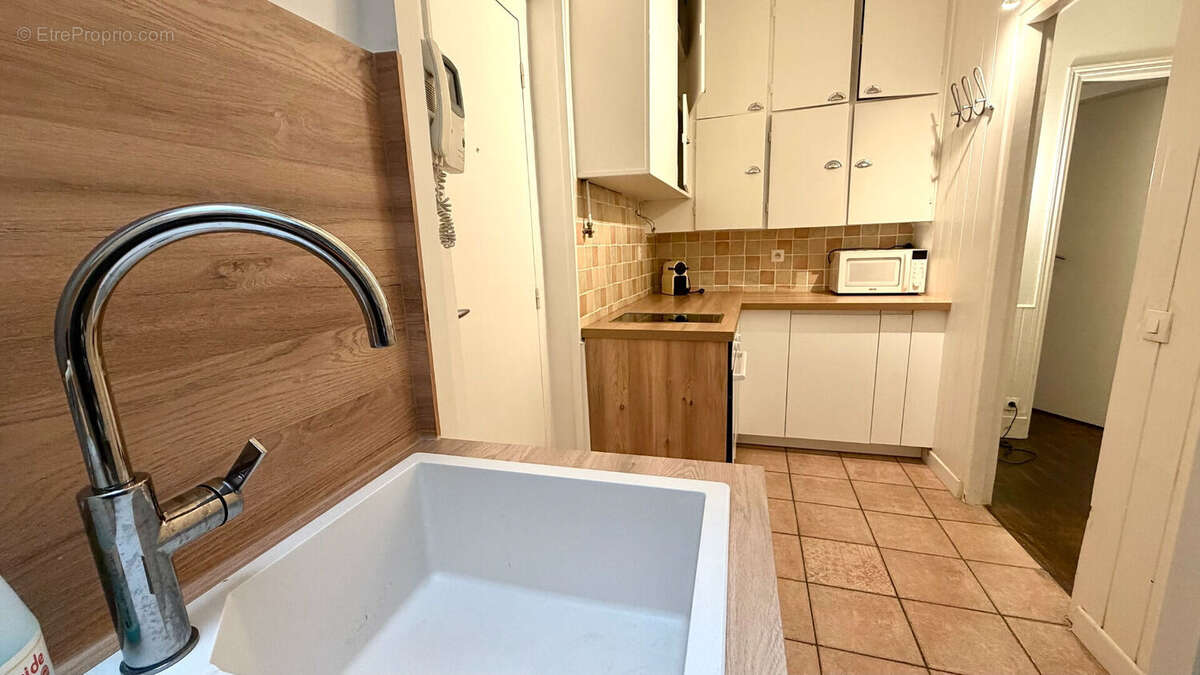 Appartement à PARIS-2E