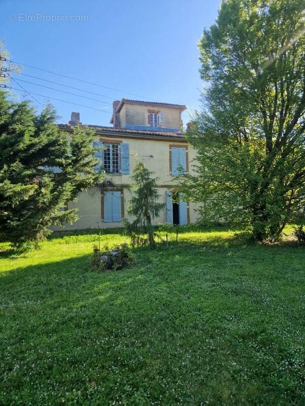 Maison à AUSSONNE