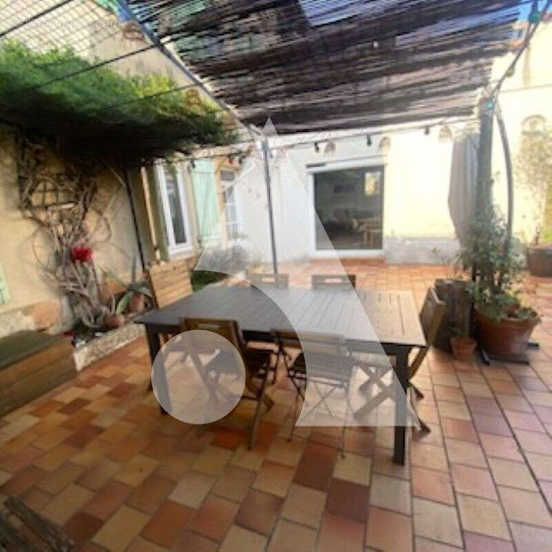 Maison à MIRIBEL