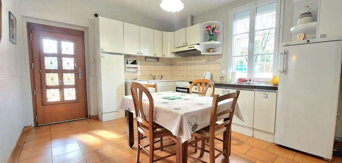 Maison à CASTELGINEST