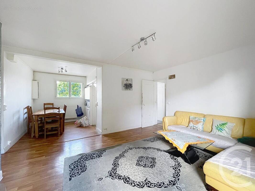 Appartement à MONTEREAU-FAULT-YONNE