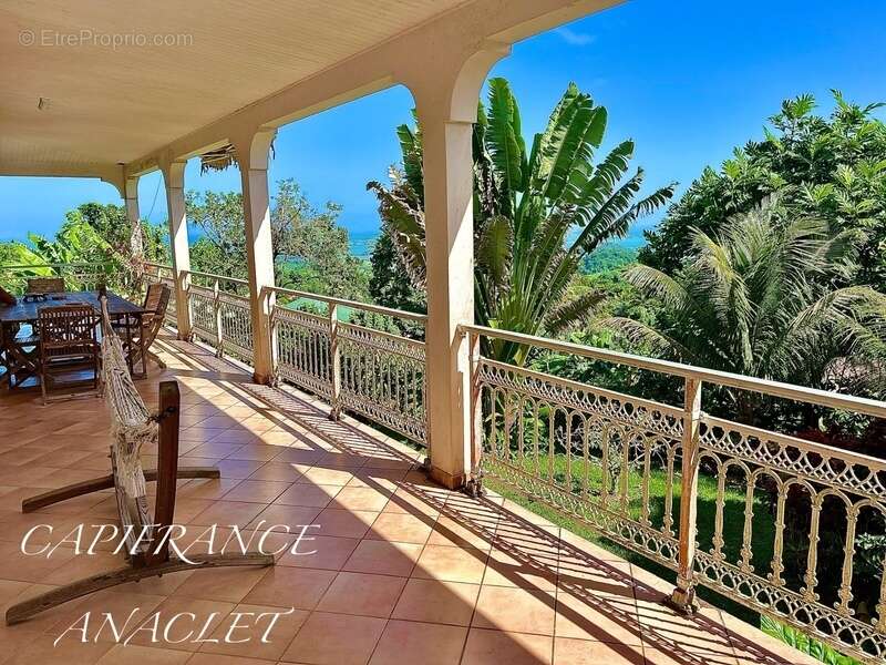 Maison à RIVIERE-PILOTE