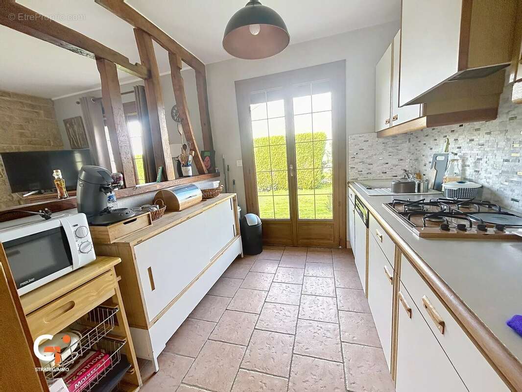 Maison à SAINT-PIERRE-DE-VARENGEVILLE