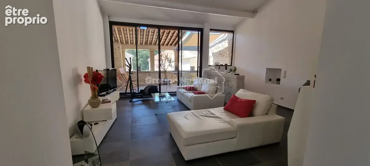 Maison de caractère  112m² , terrasse et garage - photo 2