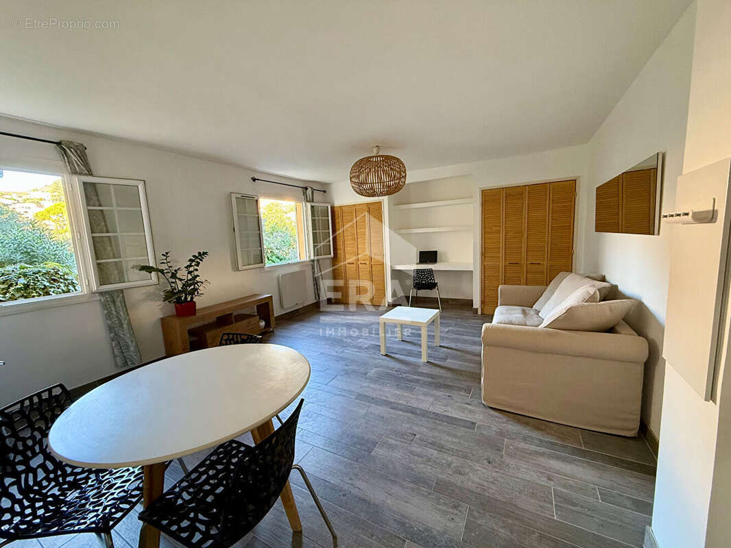 Appartement à VENCE