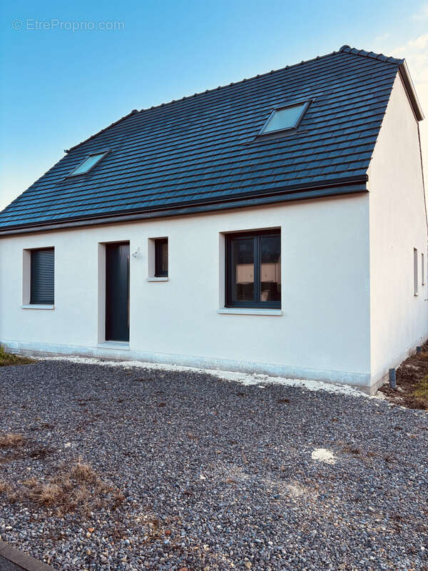 Maison à VAILLY-SUR-AISNE