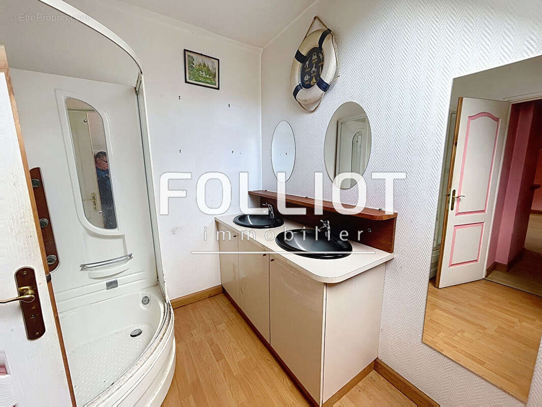 Maison à LE BENY-BOCAGE