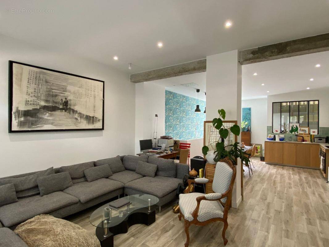 Commerce à SAINT-CLOUD