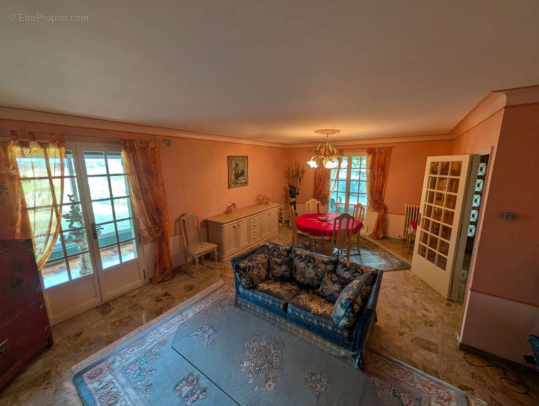Maison à VEDENE