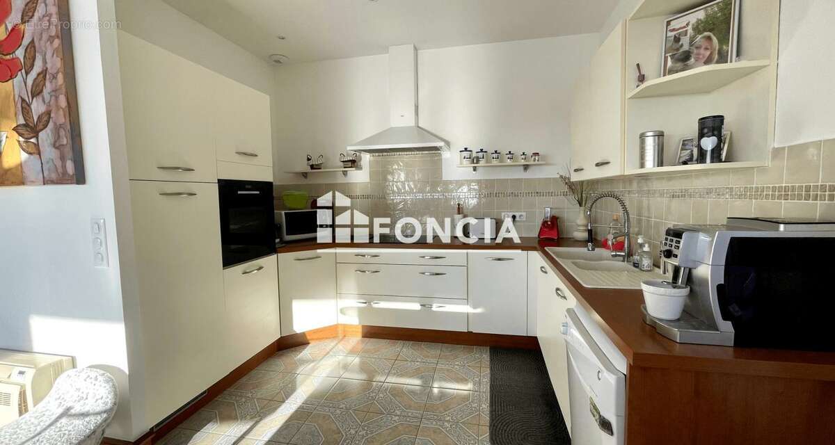 Maison à PORT-DES-BARQUES