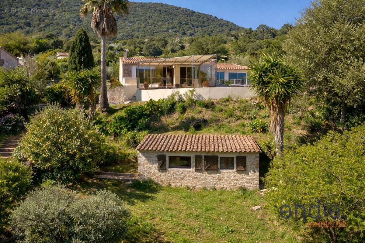 Maison à CAVALAIRE-SUR-MER