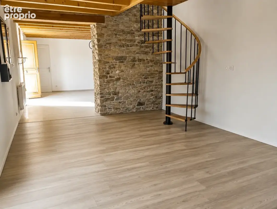  Maison en pierre rénovée - photo 2