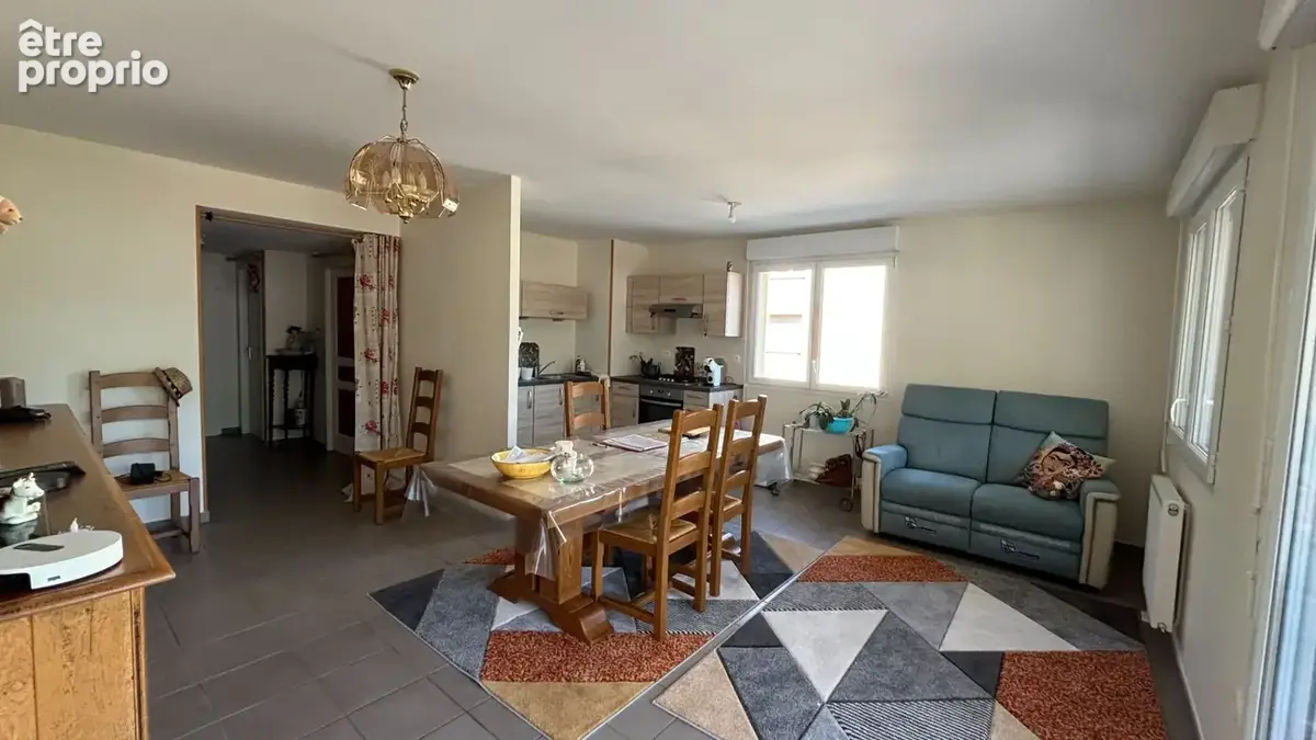 Appartement 3 pièces à vendre à Besançon - Rez-de-chaussée avec terrasse et garage - photo 5
