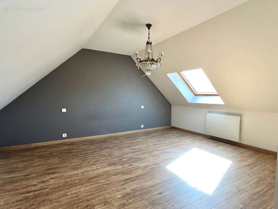 Maison à GAILLARDBOIS-CRESSENVILLE
