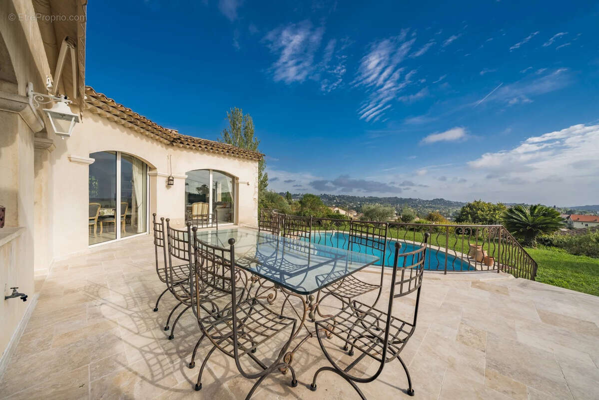 Maison à LA COLLE-SUR-LOUP