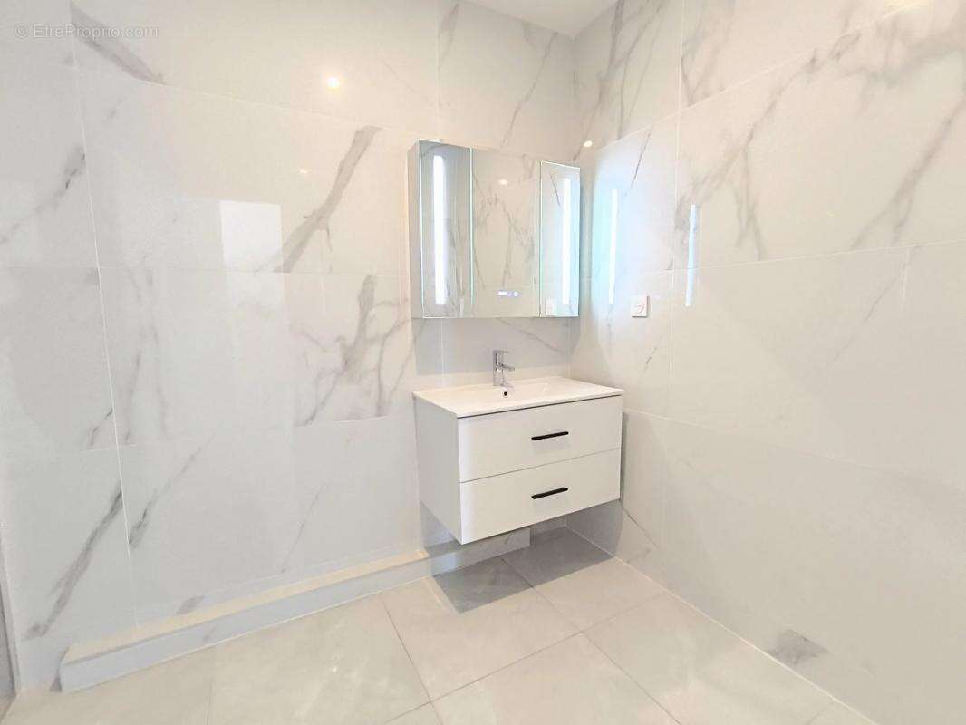 Appartement à SAINT-PIERRE