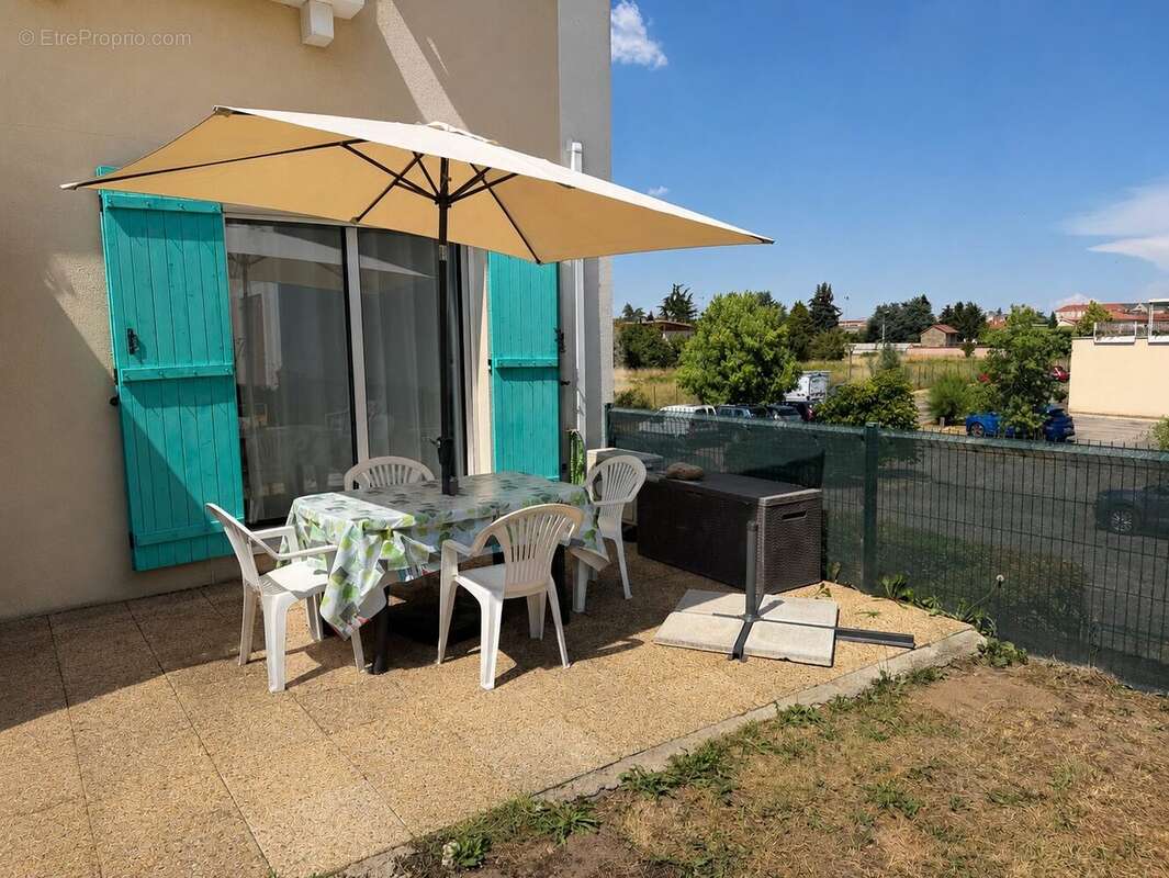 Appartement à SAINT-JUST-SAINT-RAMBERT