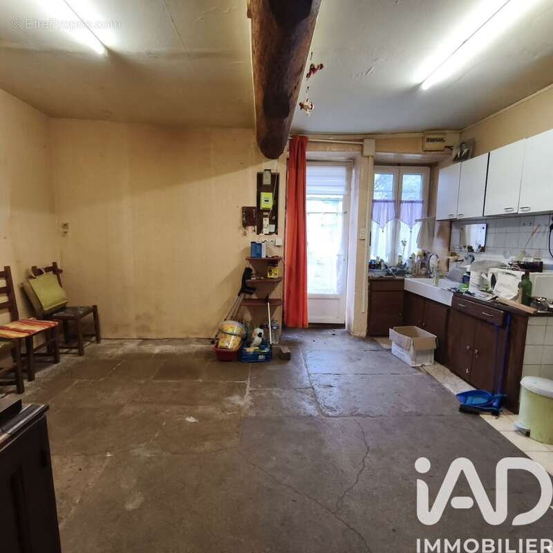 Photo 4 - Maison à CHATEL-GERARD