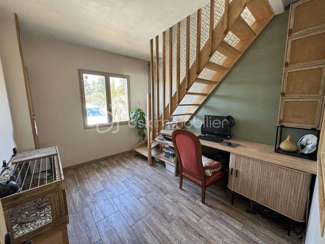 Maison familiale de 162m²- terrain de 1829m² - photo 10