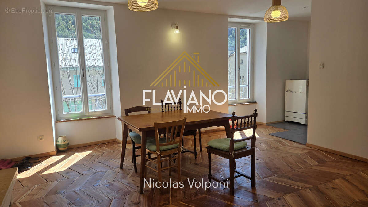 Appartement à LA CONDAMINE-CHATELARD