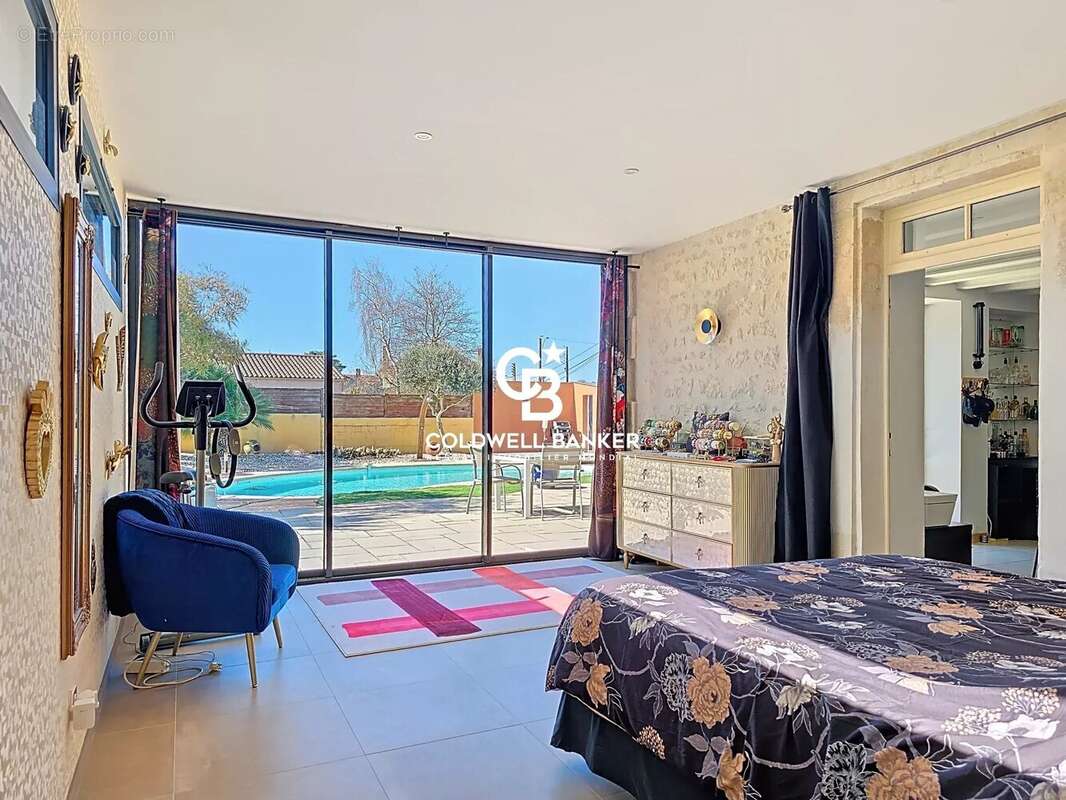 Maison à FONTENAY-LE-COMTE