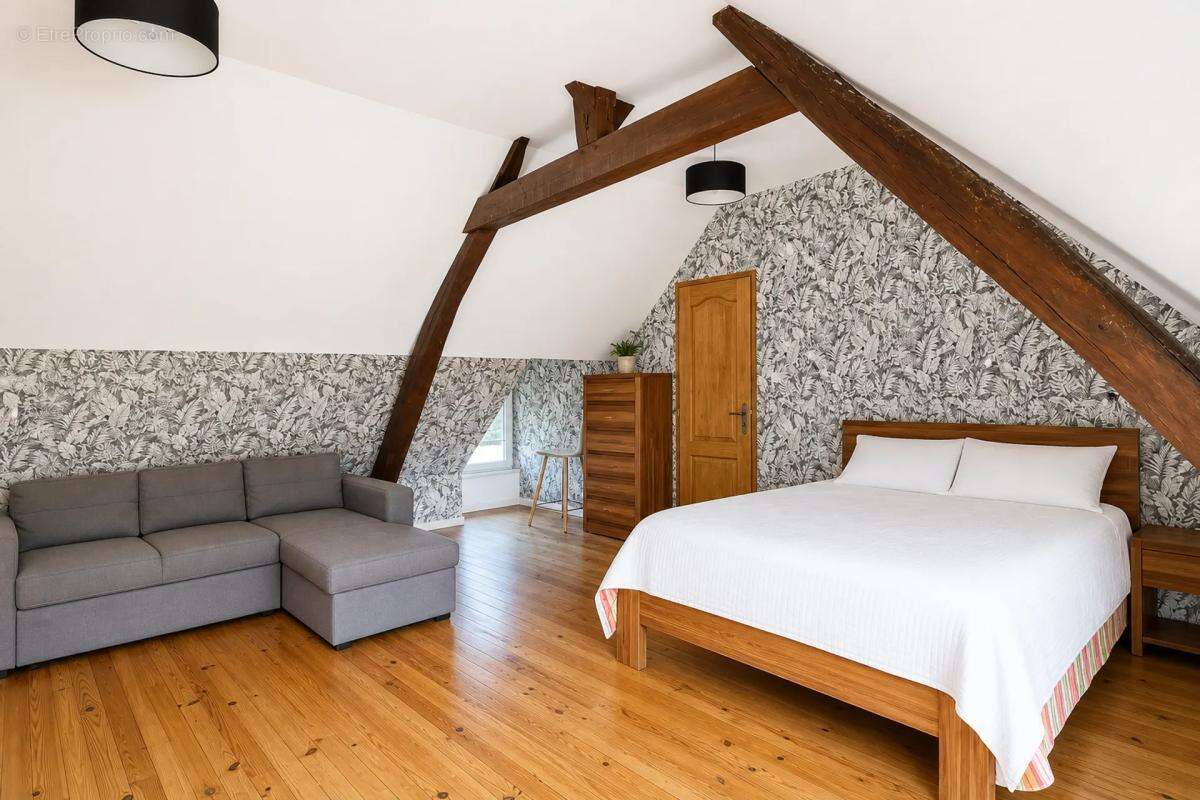 Maison à HALLOY