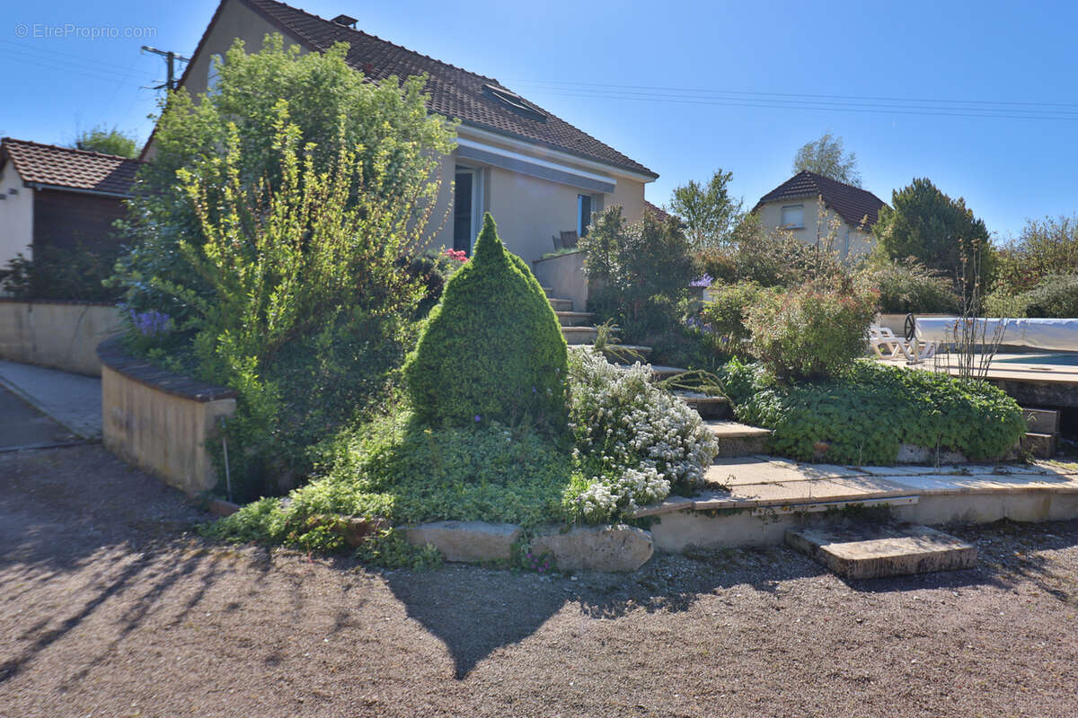 Maison à BERCENAY-EN-OTHE