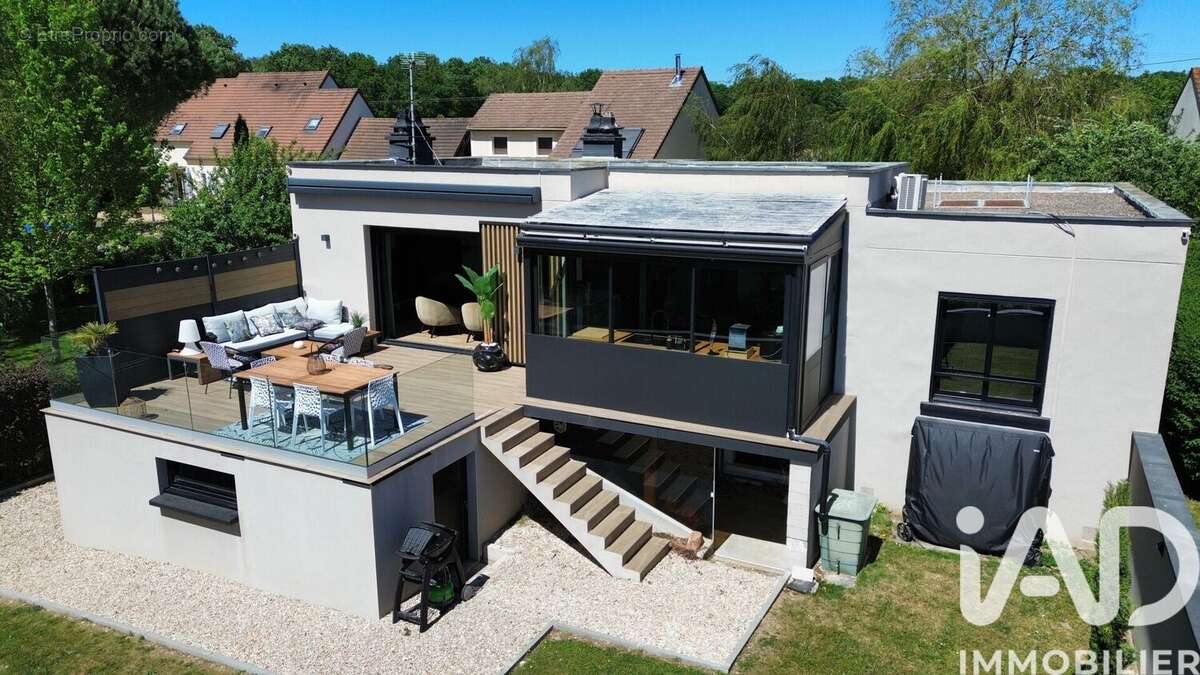 Photo 2 - Maison à CHARTRETTES