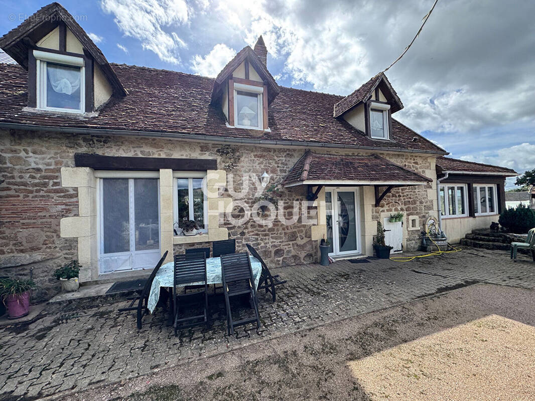 Maison à LAIZY