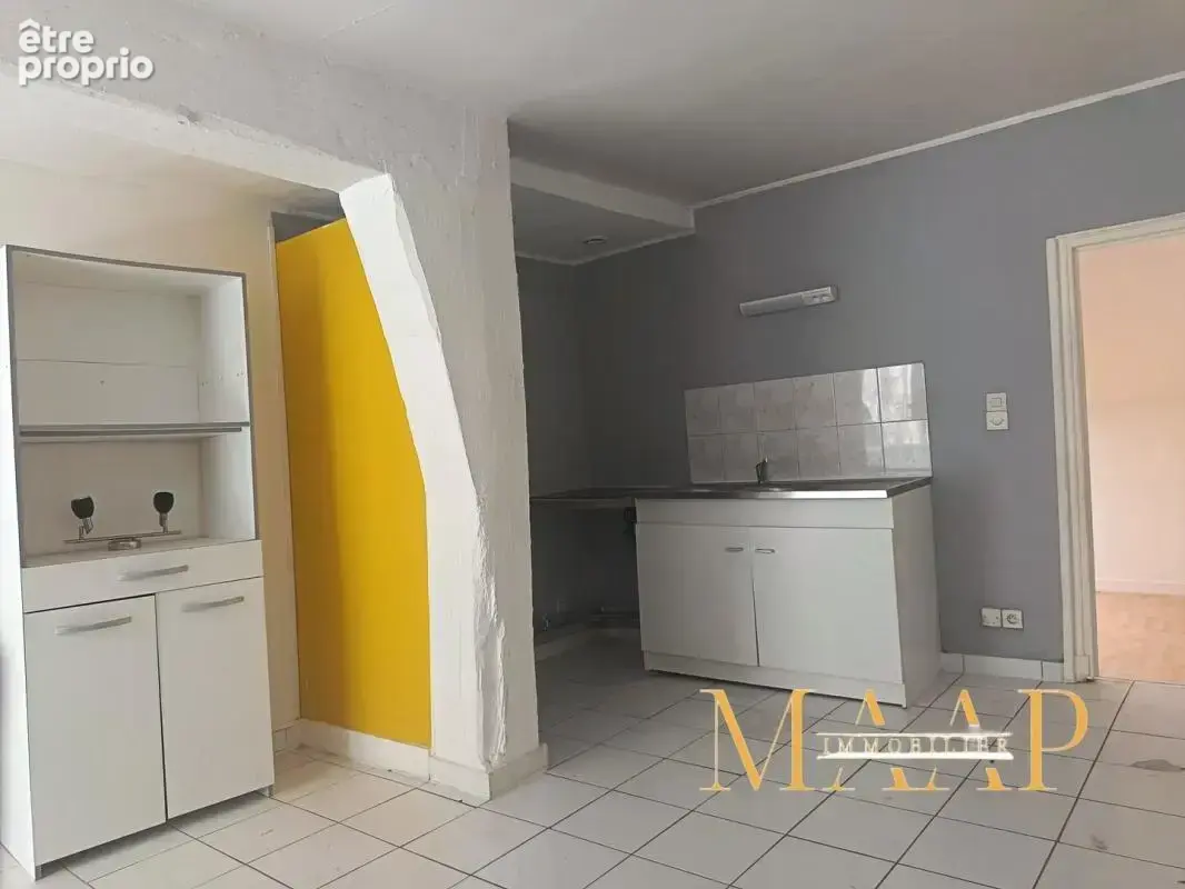 Immeuble 5 lots libres – 290 m² – Centre-ville - photo 1