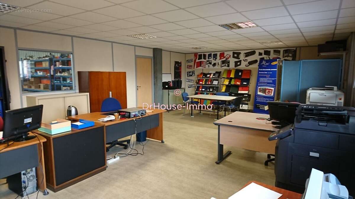 Commerce à SAINT-FLORENT-LE-VIEIL