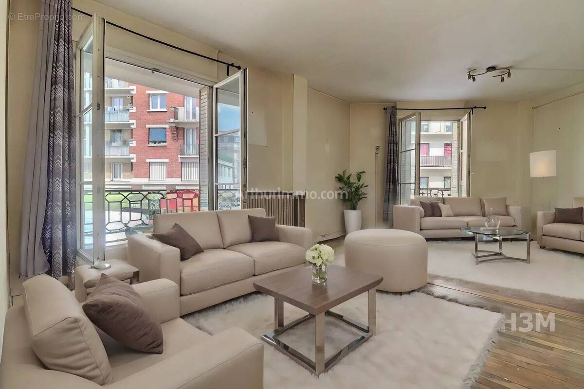 Appartement à PARIS-14E