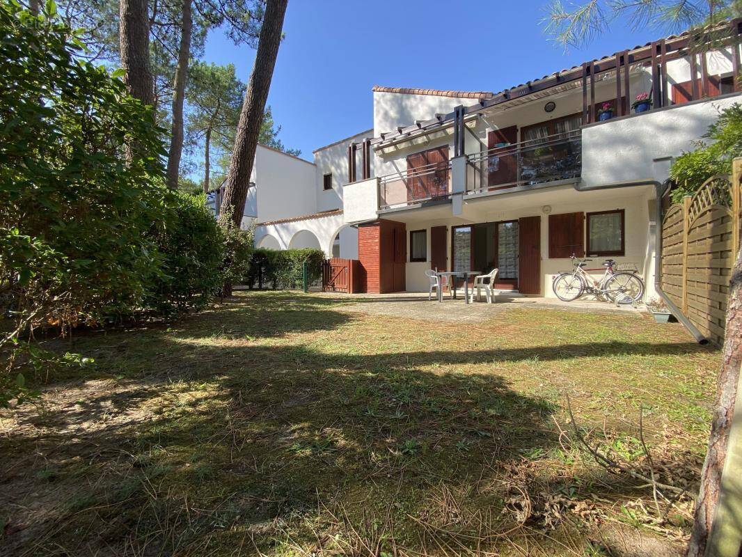 Appartement à LES MATHES