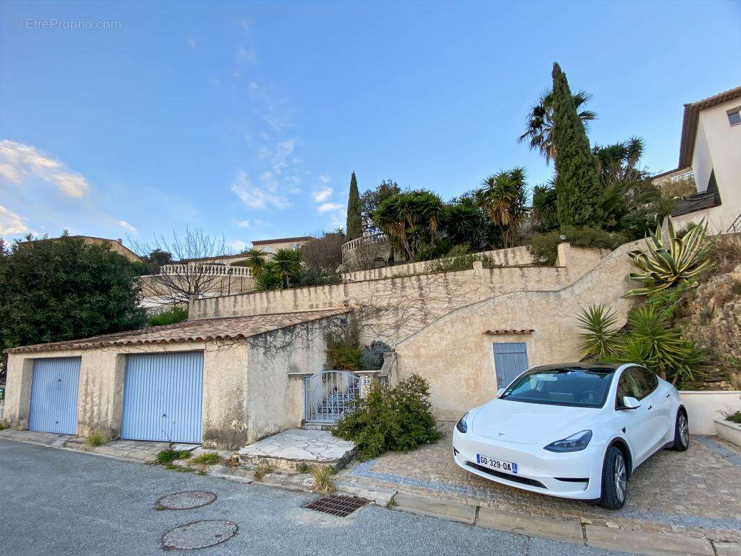 Maison à PLAN-DE-LA-TOUR