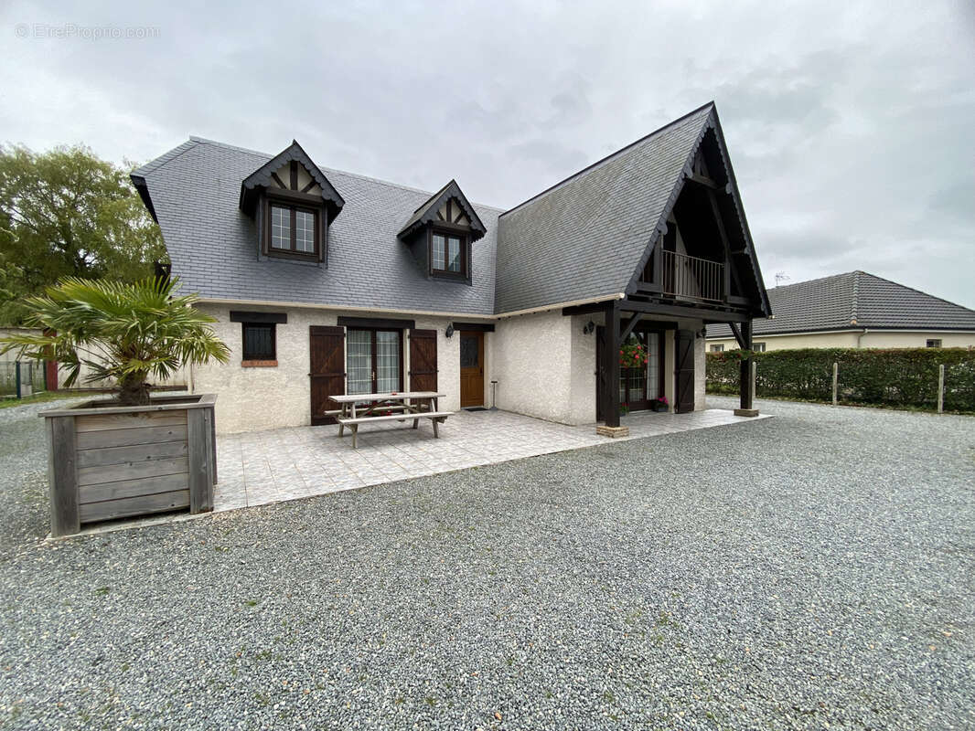 Maison à EPREVILLE