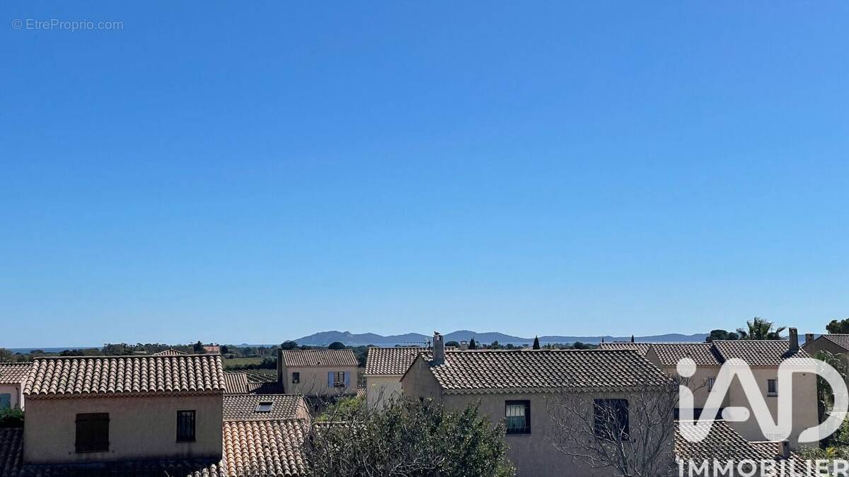 Photo 1 - Appartement à LA LONDE-LES-MAURES