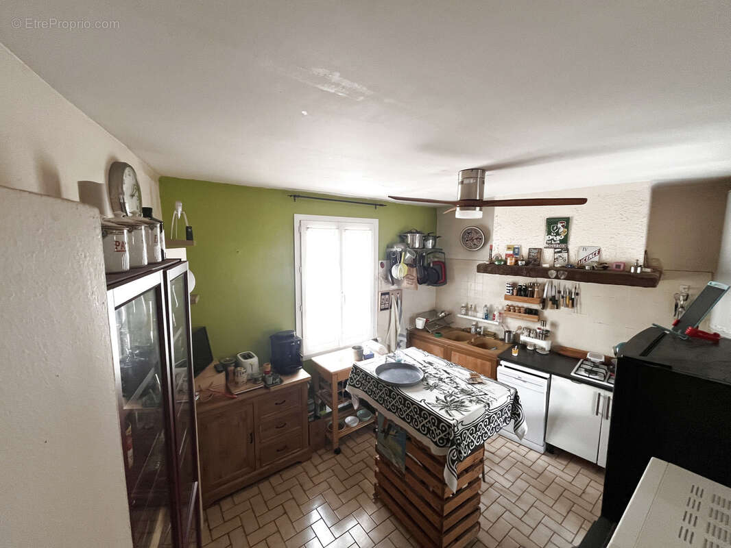 Appartement à MAUGUIO