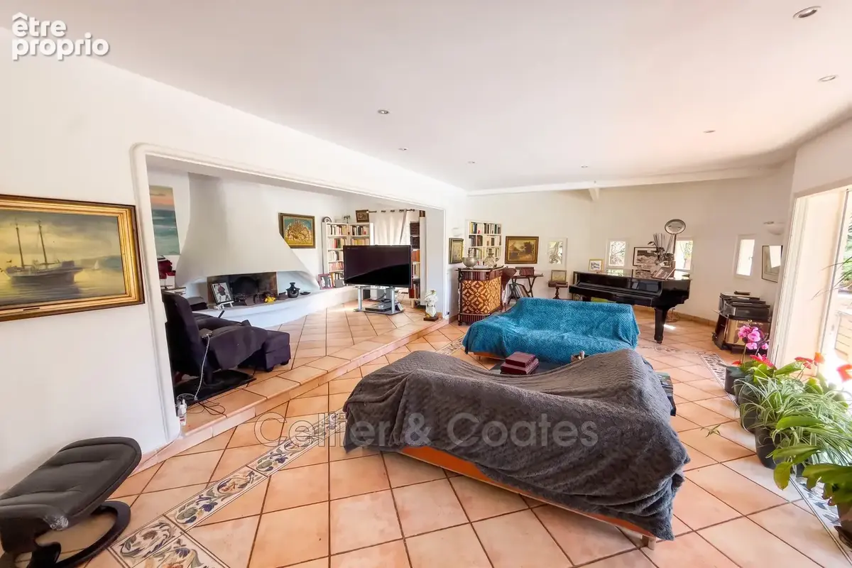 Maison 229 m² à Bormes-Les-Mimosas  - photo 5
