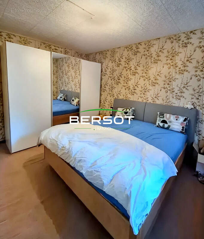 Appartement à MONTPERREUX