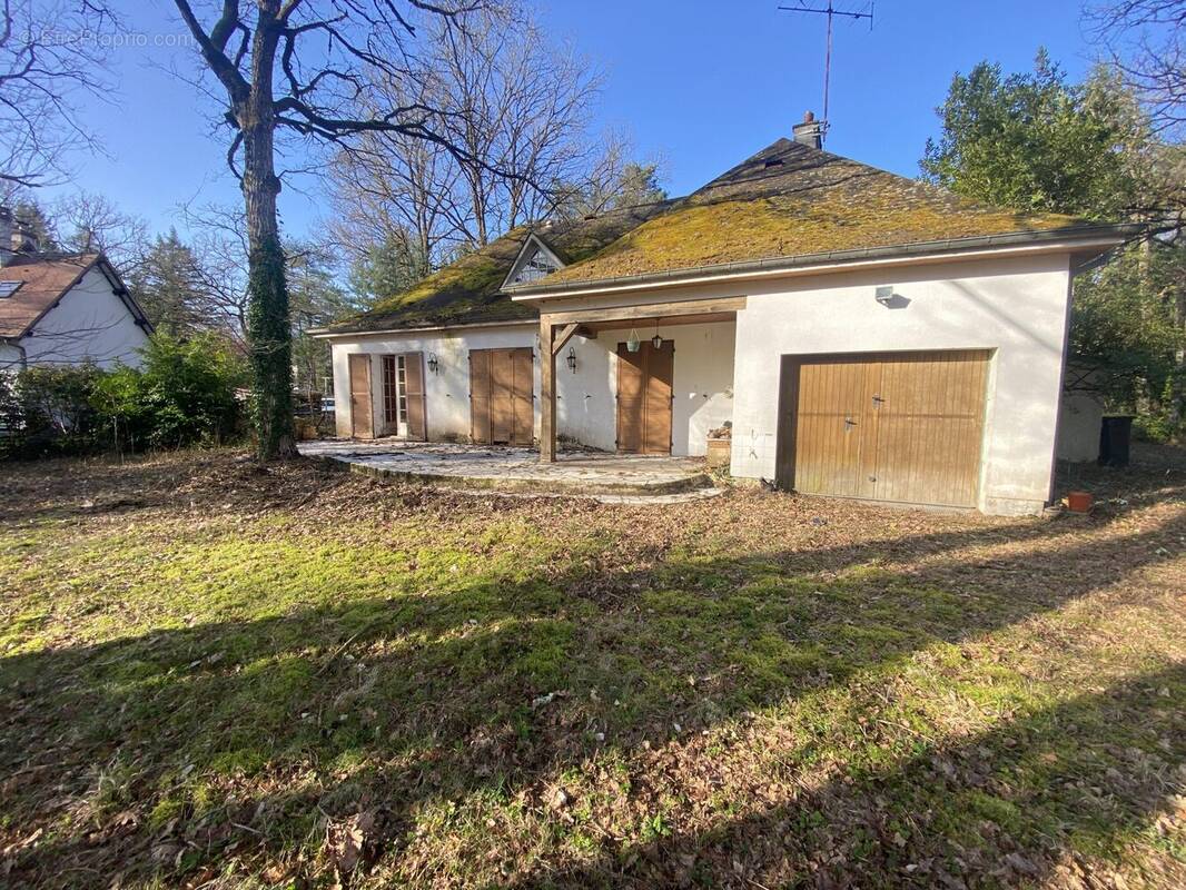 Maison à MARCILLY-EN-VILLETTE